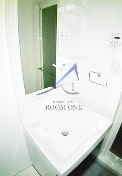 ＧＥＮＯＶＩＡ南千住Ⅶの洗面所|洗面台です。