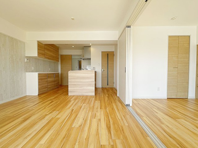 【居間・リビング】 | クレッセンド清水ヶ岡【名古屋市賃貸・RC造】