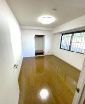 カーサシンエイの寝室