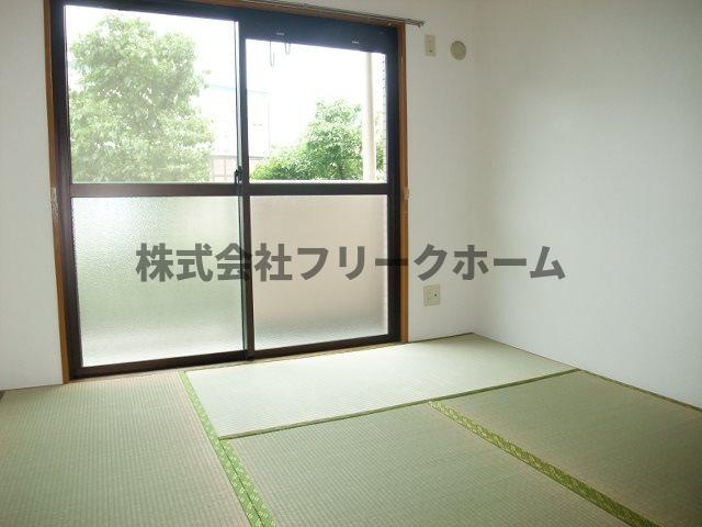 西東京市新町４丁目の賃貸マンションの和室