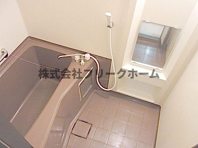 西東京市新町４丁目の賃貸マンションの浴室