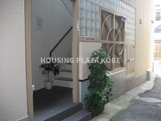 イルマーレ須磨のエントランス