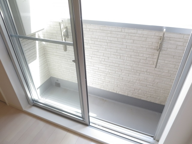 【バルコニー】