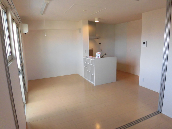 エンブレイスガーデンの居間・リビング|居間です