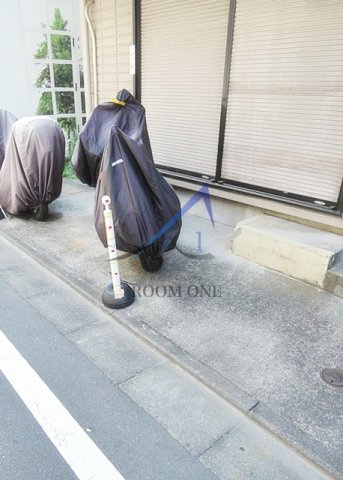 マルミツハイムのその他共用部分|バイク置き場です。