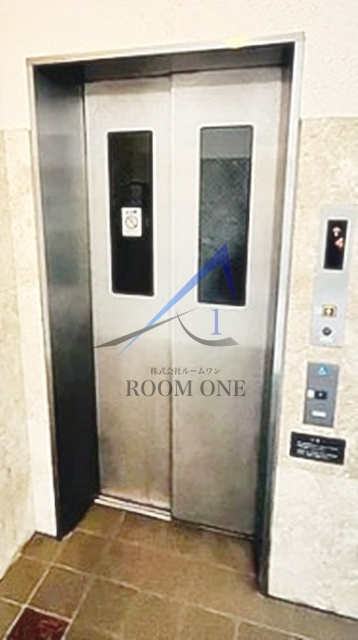 ニズニータワーハウス