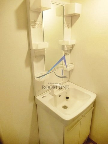 ＧＥＮＯＶＩＡ練馬高野台ｓｋｙｒｕｎの洗面所|洗面台です。