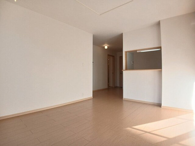 【居間・リビング】 | グリシーヌＢ | ゆったりとしたリビングです