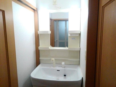 【洗面所】 | グランドソレイユ | 広い洗面スペース