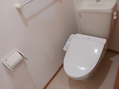 【トイレ】 | ヴィラ・大堀端Ａ | 落ち着いた色調のトイレです