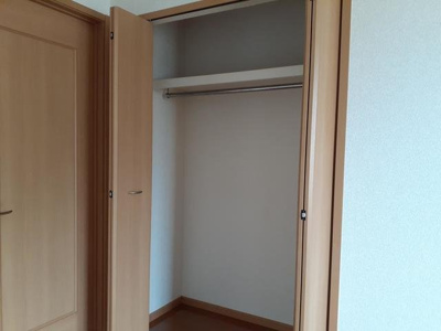 【収納】 | ヴィラ・大堀端Ａ | こまごまとしたものを収納できそうですね