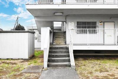 【エントランス】 | ビレッジハウス成島1号棟 | 毎日通るエントランスはこのようになっています