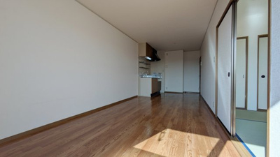 【居間・リビング】 | シャルムハイツ