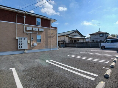 【駐車場】 | エクセレント・ヴィラ | 駐車場です