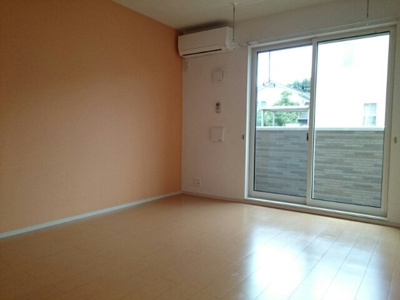 【居間・リビング】 | マーベラス・ブライト | こちらの居間で趣味の時間をお楽しみください