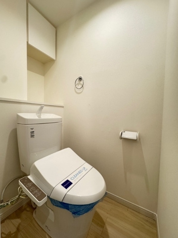 新品家具付きマンション中央町14(KaGood東京)のトイレ