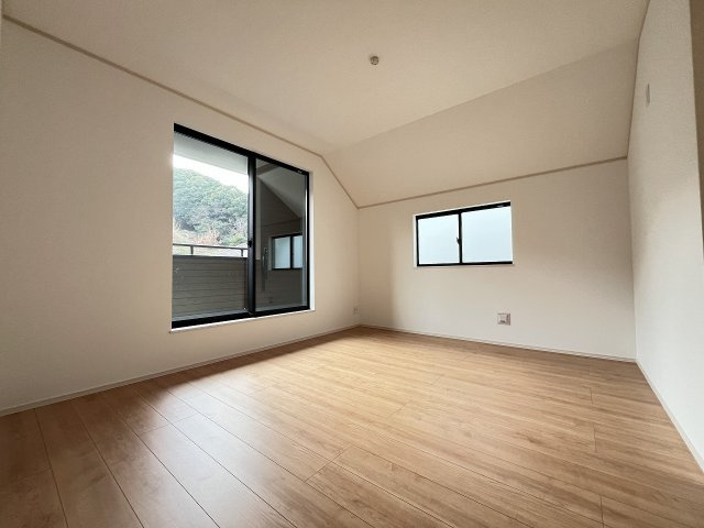 【寝室】 | 福岡市南区向新町1丁目　１号棟（全1棟）【仲介手数料無料・0円】 | 施工例。施工例は完成時と異なる場合があります。