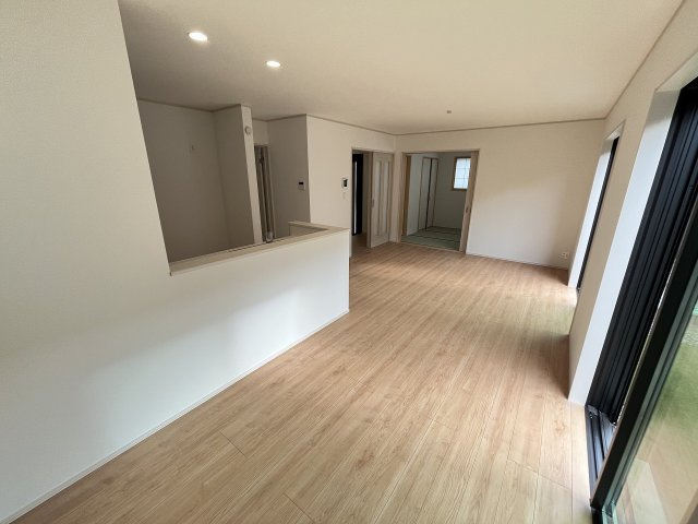 【内装】 | 福岡市南区向新町1丁目　1号棟（全1棟）【仲介手数料無料・0円】 | 施工例。施工例は完成時と異なる場合があります。