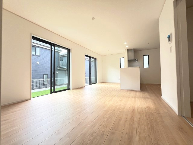 【外観】 | 福岡市南区向新町1丁目　1号棟（全1棟）【仲介手数料無料・0円】 | 完成イメージの外観パースです。