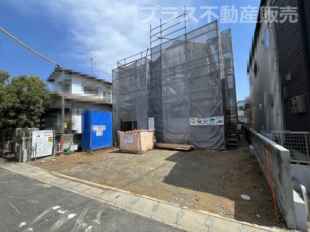 【玄関】 | 福岡市南区向新町1丁目　1号棟（全1棟）【仲介手数料無料・0円】 | 施工例。施工例は完成時と異なる場合があります。