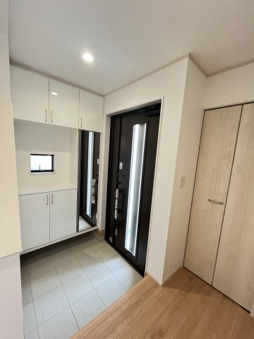 【内装】 | 福岡市南区向新町1丁目　1号棟（全1棟）【仲介手数料無料・0円】 | 施工例。リビングです。施工例は完成時と異なる場合があります。