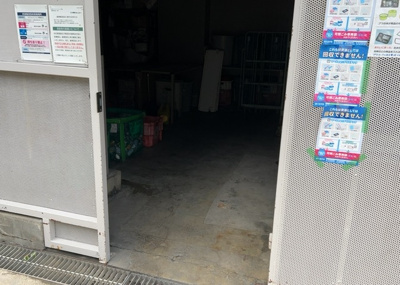 【設備】 | 八王子スカイマンション | 共有部分は、住民なら誰もが使える設備のこと。例えば駐車場やエレベーター、インターネット設備、セキュリティ設備などがあります。他にも、マンションの廊下・外部階段やエントランス・ゴミ置き場などがあります。