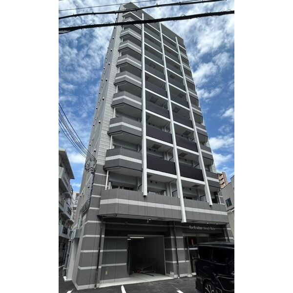 フォーリアライズ淡路ライツの外観