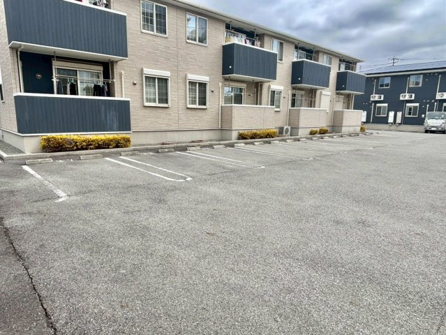 ハマナスⅠの駐車場