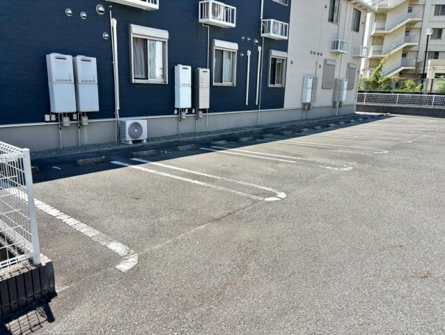 ハマナスⅠの駐車場