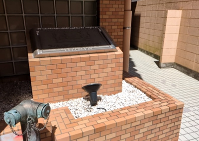 【庭】 | ライオンズマンション西八王子第二 | 物件によっては、入居者が個人的に使用できる専用庭がついているものもあります。また、住宅の中にある土間の部分を庭と呼ぶこともあります。庭の用途は住む人によって変わり、それによってデザインもさまざまです。