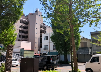 【展望】 | ライオンズマンション西八王子第二 | 眺望の良さを楽しめるダイニングキッチンで家族団らんの時間を過ごしてはいかがでしょうか。バルコニーから見える景色を家族で眺める時間は、時間が経つのを忘れてしまいそうですね。是非、現地を見に行きましょう！