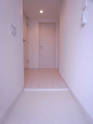 【玄関】 | リブリ・コル―ジャ