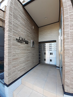 【エントランス】 | ラリュール