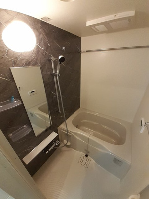 【浴室】 | ラリュール