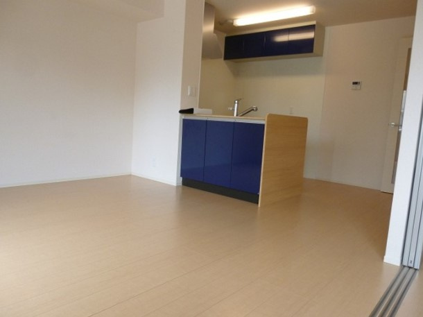 ソレイユⅡの居間・リビング|他部屋参考写真