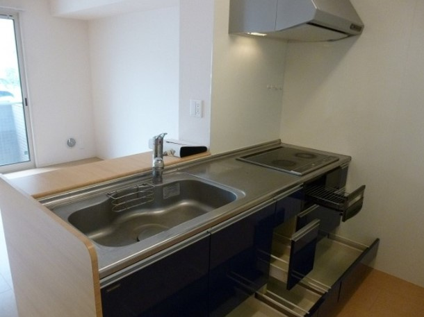 ソレイユⅡのキッチン|他部屋参考写真