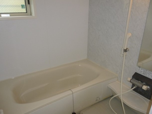 ソレイユⅡの浴室|他部屋参考写真