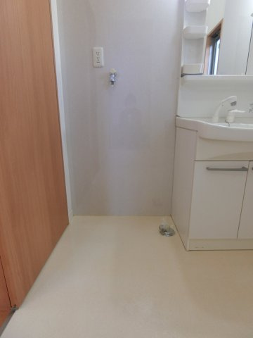 サンディアスの洗面所|イメージ211号室の写真（反転あり）