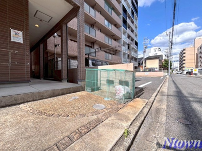 【駐車場】 | CLAUDIA太閤 | 駐車場があるので、車を買う予定の方も安心です