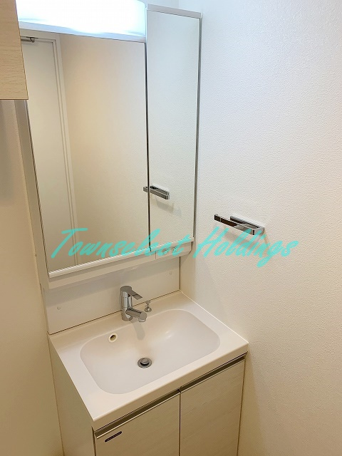 ブルーウッド金沢八景の洗面所|独立洗面台あり☆