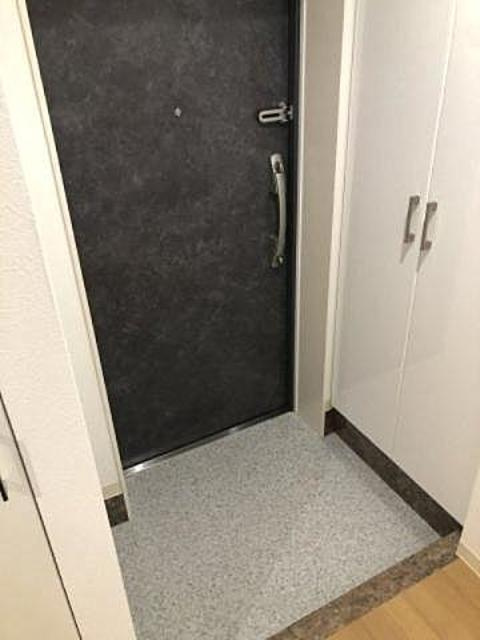 ムーム蔵前の玄関