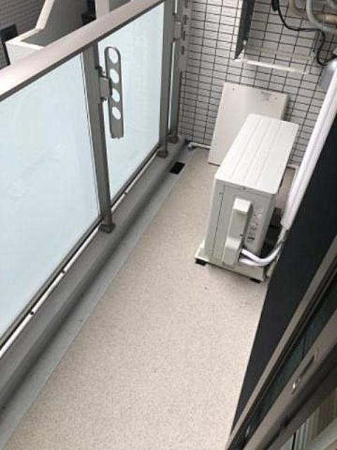 ムーム蔵前のバルコニー