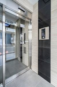 ムーム蔵前のエントランス