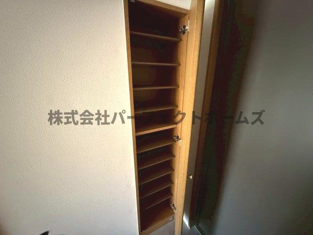 枚方グランドマンションの収納|たっぷりとした収納スペースです