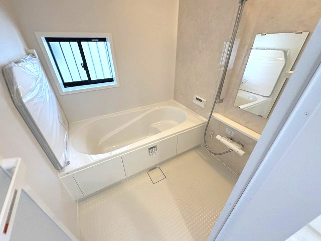 【内装】 | 福岡市南区警弥郷1丁目　C号棟（全3棟）【仲介手数料無料・0円】 | 施工例。浴室です。施工例は完成時と異なる場合があります。