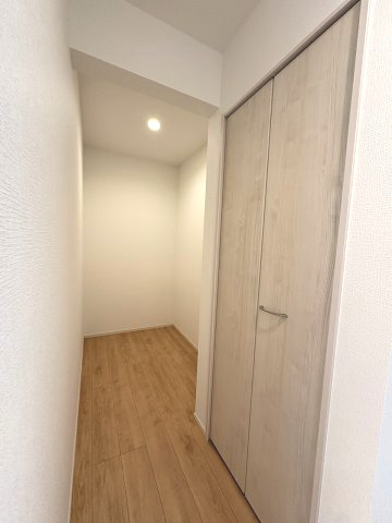 【収納】 | 福岡市南区警弥郷1丁目　C号棟（全3棟）【仲介手数料無料・0円】 | 現地写真。