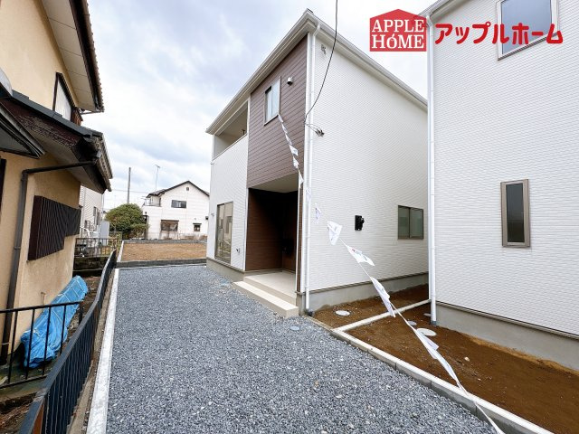 [新築住宅] 鴻巣市筑波 第5 全3棟の外観|周辺環境にも恵まれた好立地☆日当たり良好×子育てしやすい環境です！いつでもお気軽にお問合せOKです！TEL「0120-466263」