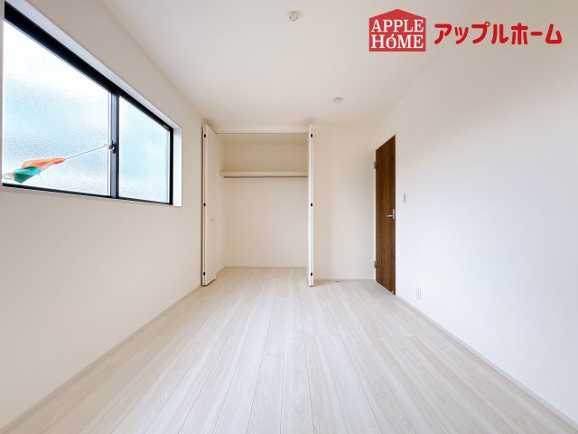[新築住宅] 鴻巣市袋 第2 全1棟の洋室|２階居室は全室収納あり！たっぷりある収納活用でお部屋もキレイを保てます♪