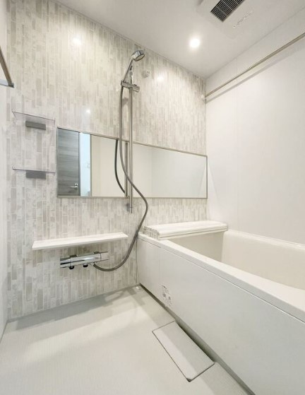 セレスティア江戸川Ⅲの浴室