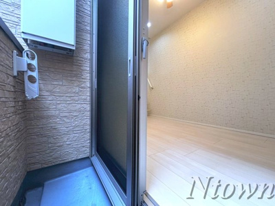 【バルコニー】 | Stage名駅 | 暖かな日差しのふりそそぐバルコニー